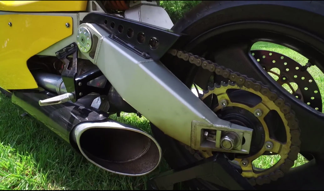 y2k-turbine-motorcycle-yellow-muffler