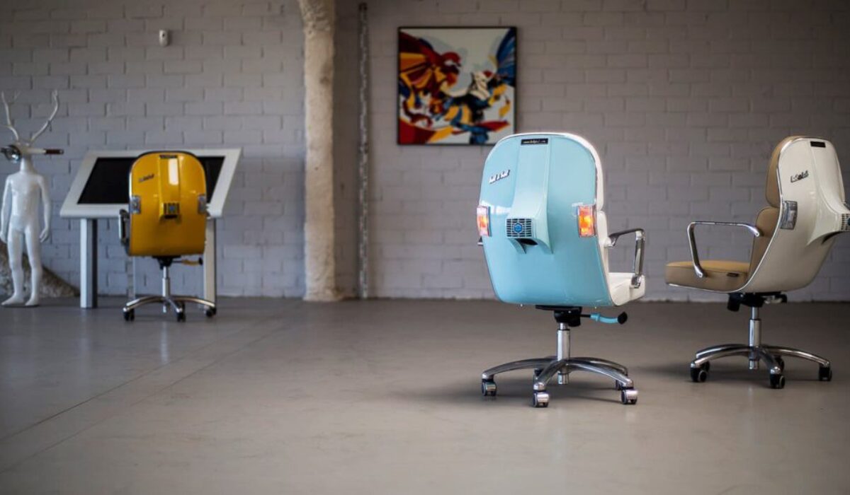 Bel-and-Bel-Creative-Studio-Upcycling-vespa-chairs