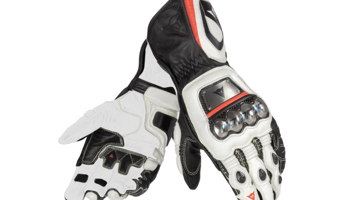 dainese-full-metal-d1-motorcycle-gloves-vivamoto