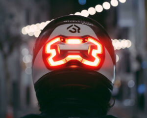 break-free-smart-led-brake-light-viva-moto