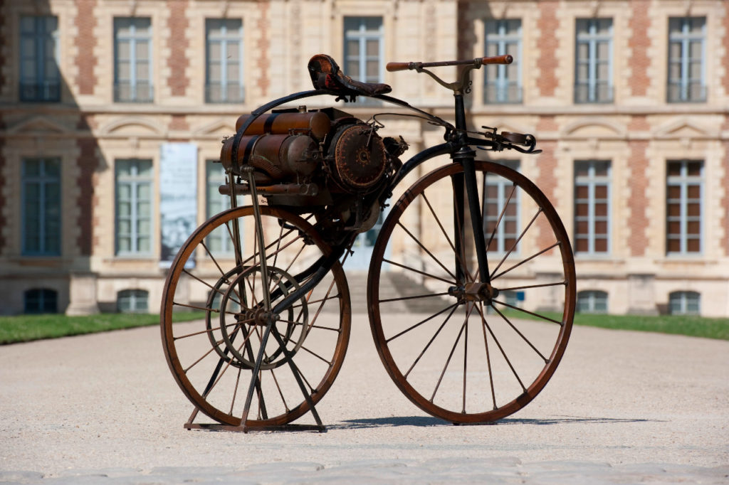 Louis-Guillaume Perreaux Vélocipède à vapeur c.1870 Département des Hauts-de-Seine. Musée du Domaine départemental de SceauxPhotograph: Olivier Ravoire