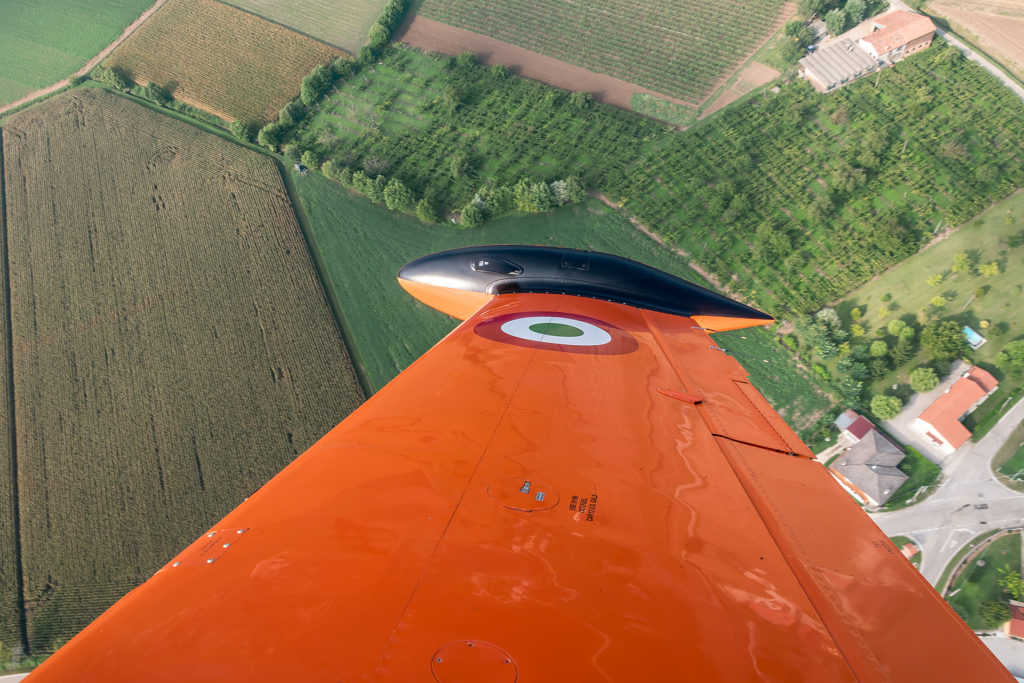 arial-view-planes-wing-tip-photo-by-matteo-buono-courtesy-wmbootcamp